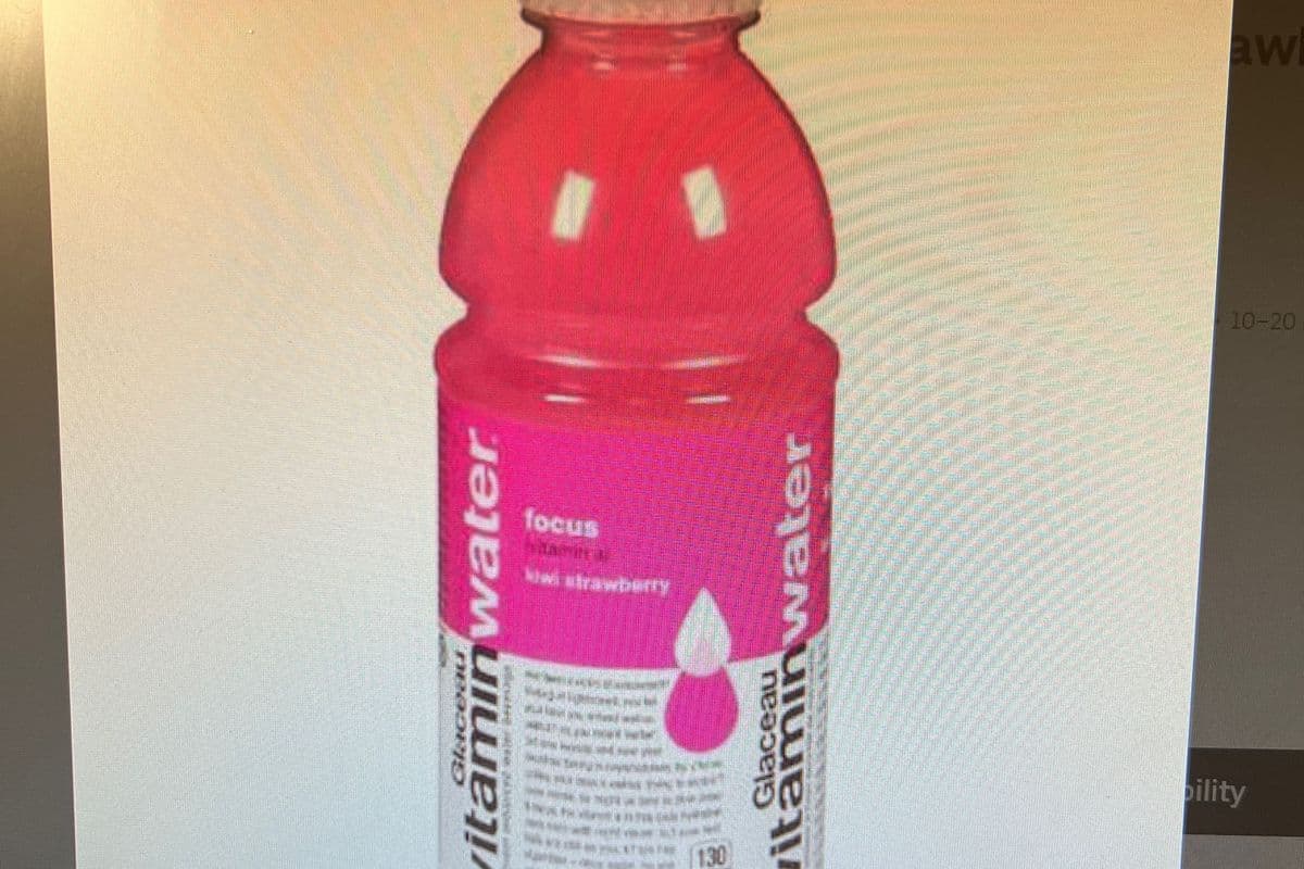 Vitamin Water Focus Kiwi Strawberries (591 ml)