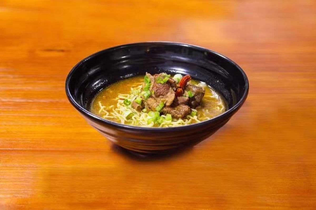 Braised Beef Noodle Soup 紅燒牛肉麵
