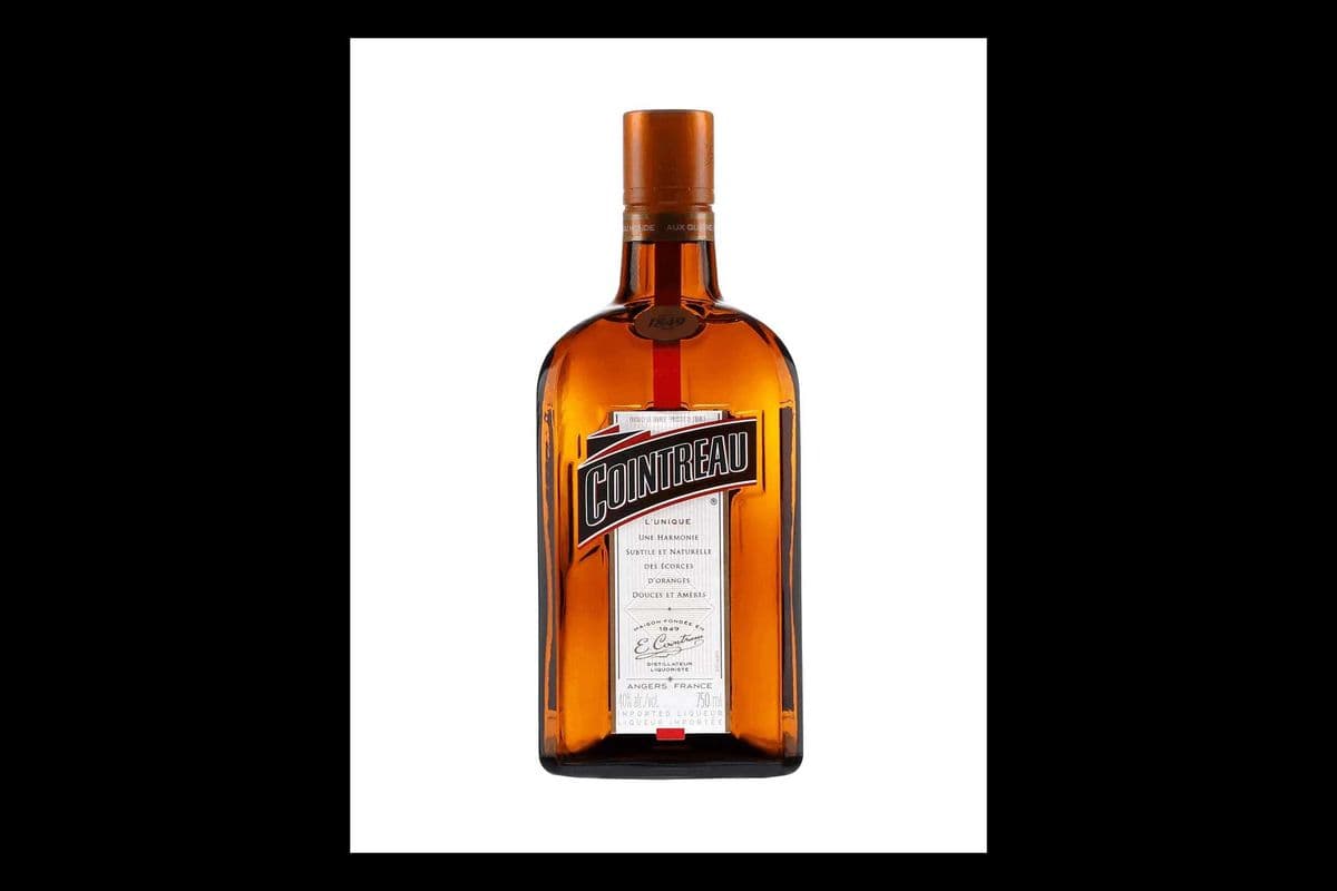 Cointreau (750 ml) (1 x 750ML)