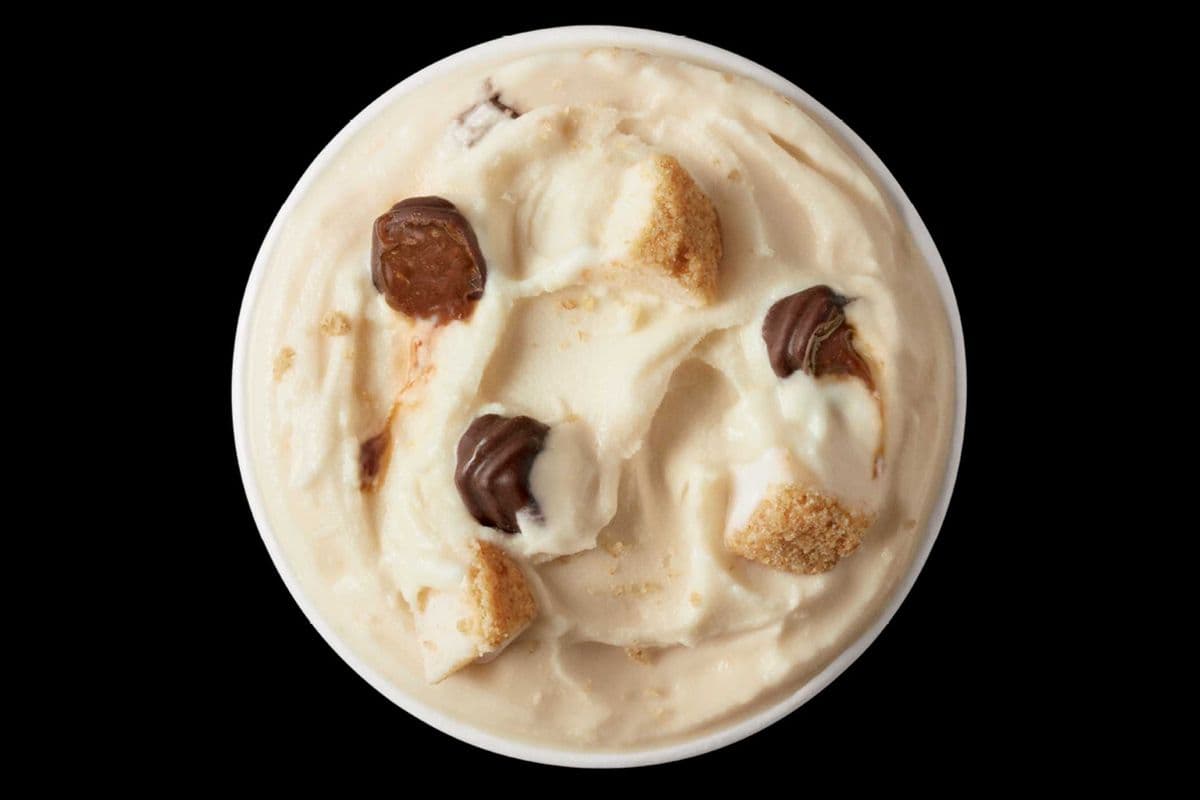 Caramel Fudge Cheesecake Blizzard® Treat: