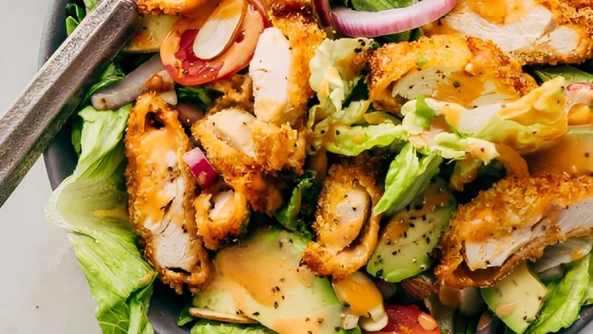 Spicy Crispy Chicken Salad
