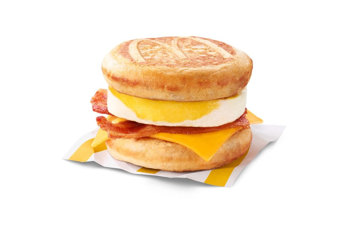 Bacon, Egg & Cheese McGriddles [400.0 Cals]