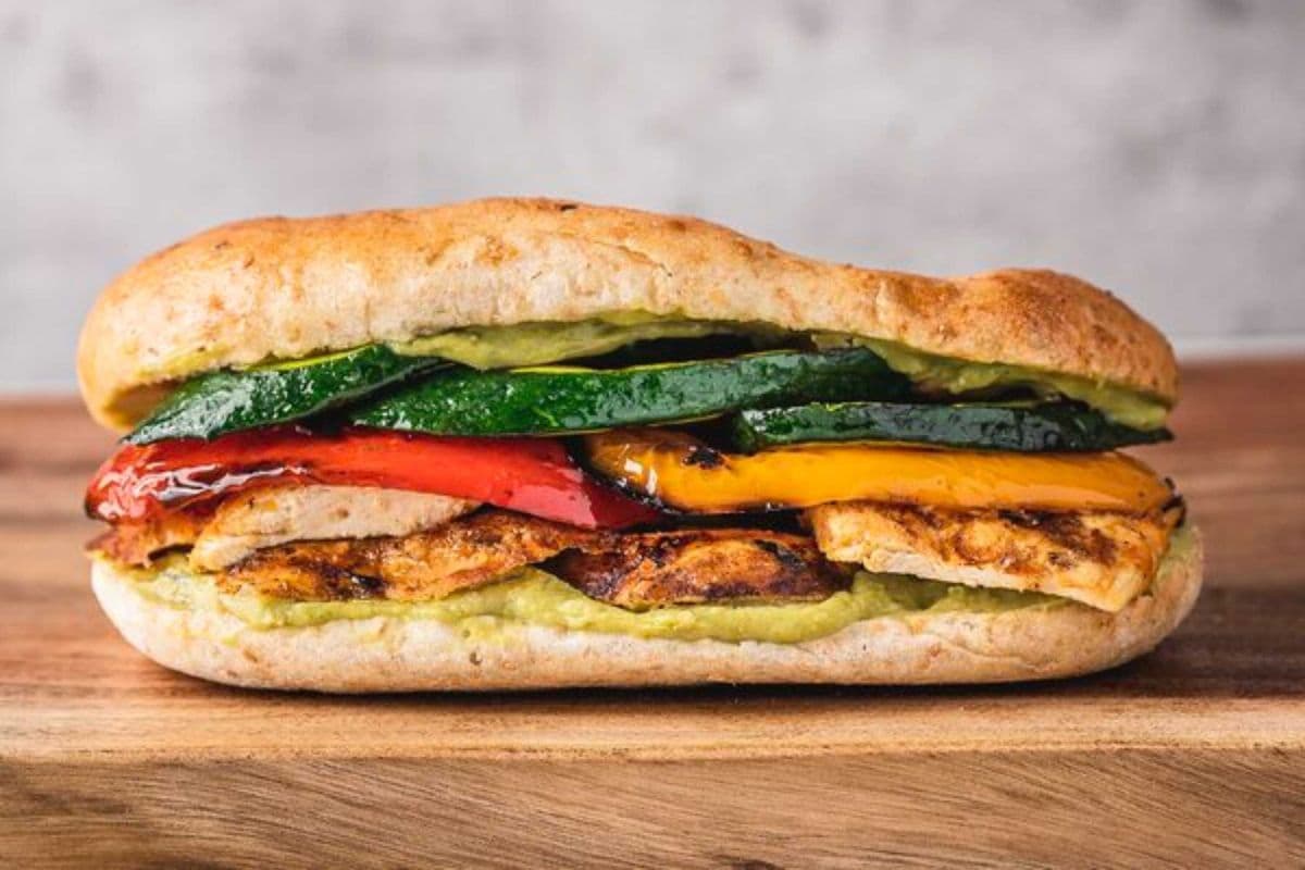 CHICKEN LITE PANINI