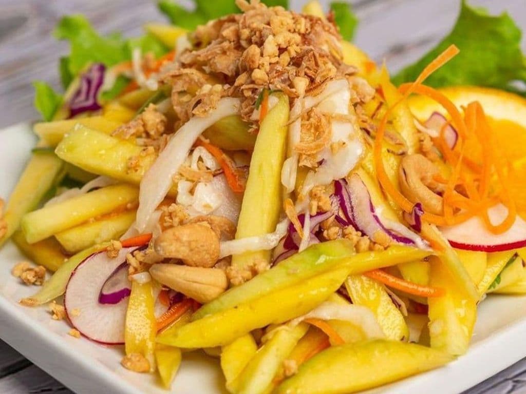 LUNCH Mango Salad