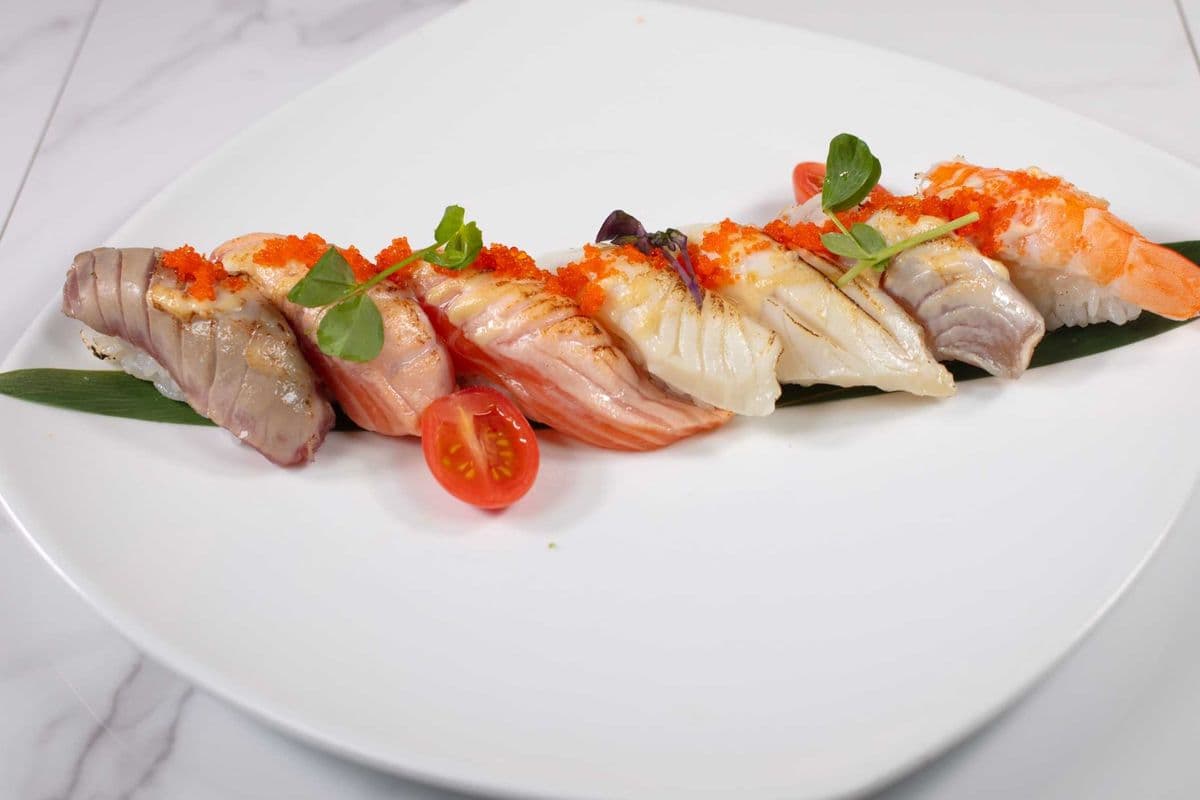 29. Aburi Sushi Appetizer (7 pcs)