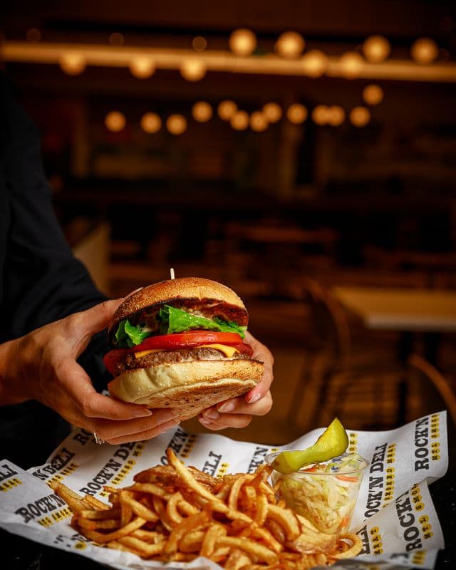 Rock'N Deli Boss Burger