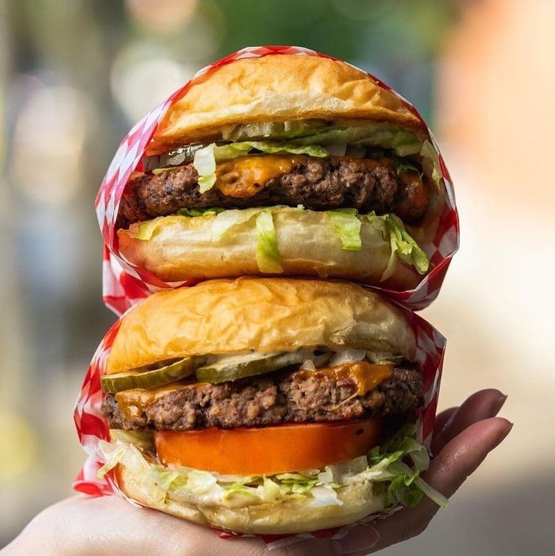Vegan Cheeseburger