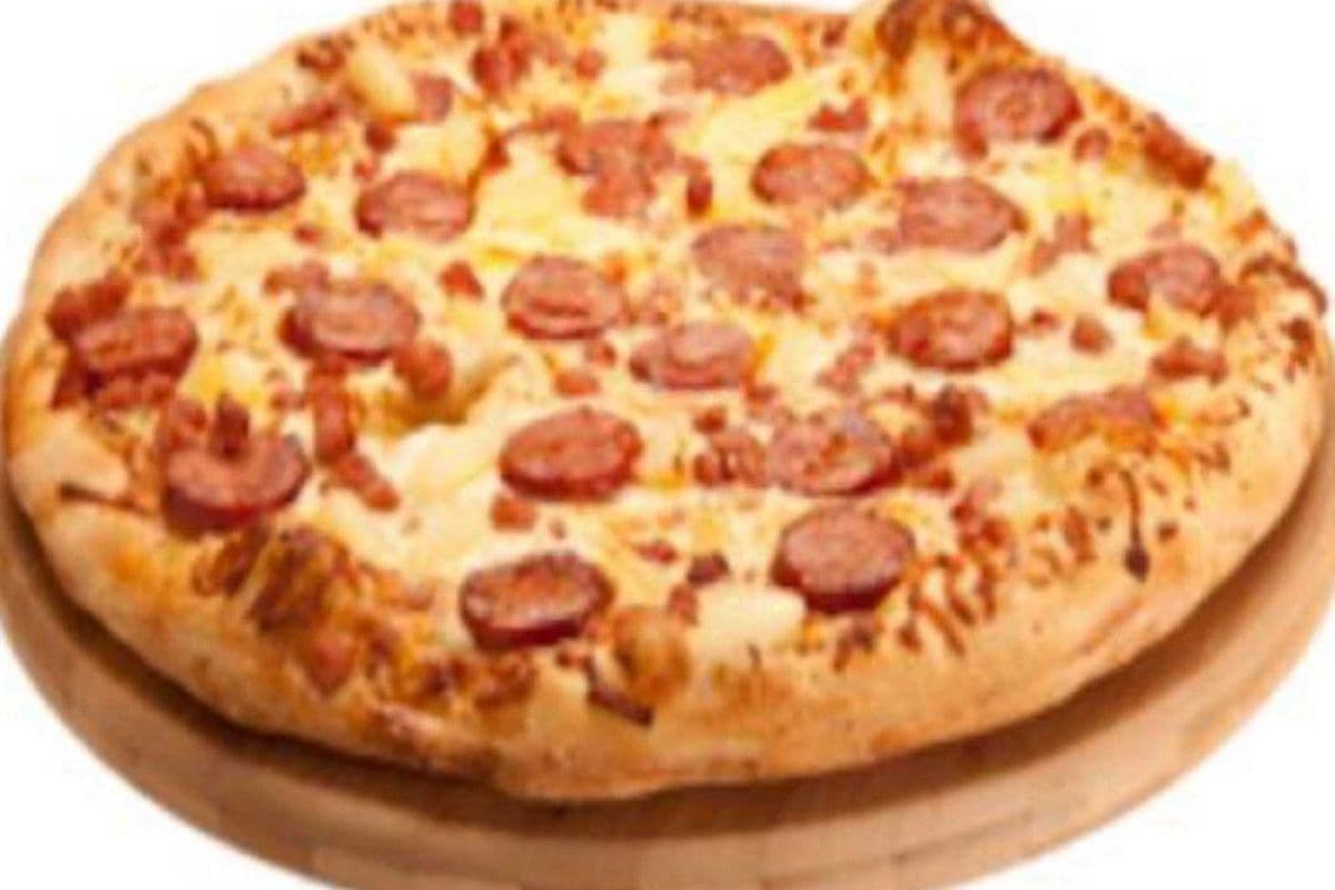 Single Medium Supreme Hawaiian Pizza