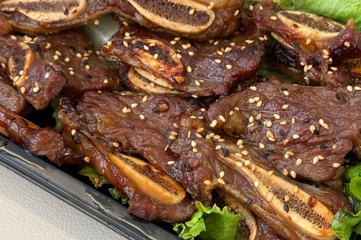 JapaneseB.B.Q beef short ribs (日式煎牛仔骨））