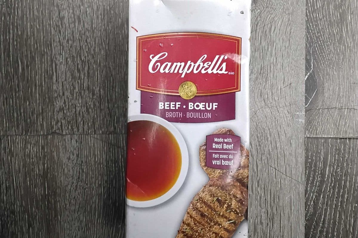 Campbell's beef broth (900ml)
