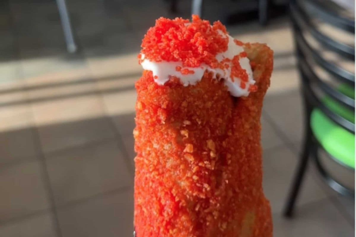 Crunchy Cheetos shawarma