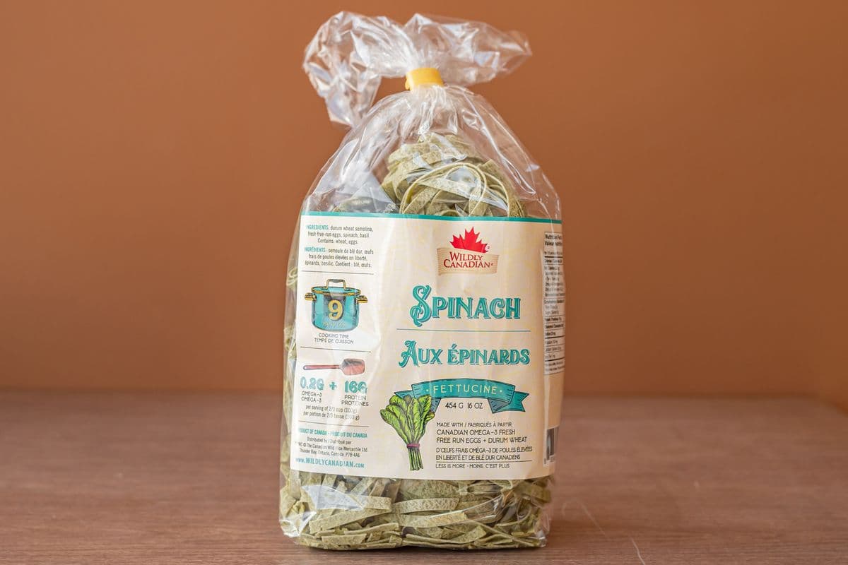 Spinach Fettucine Pasta (454 grams) (260 Cal)