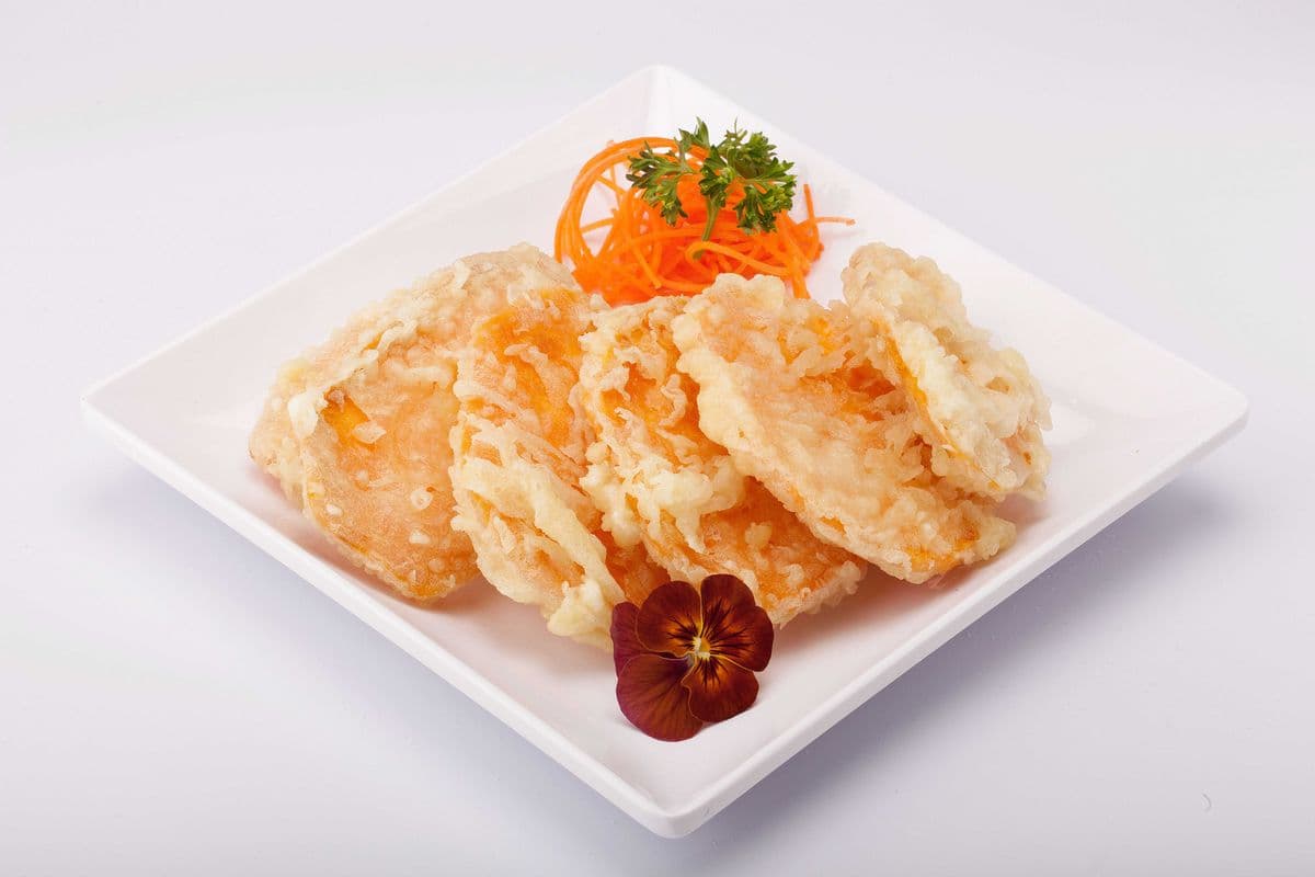 Sweet Potato Tempura (6 pcs)