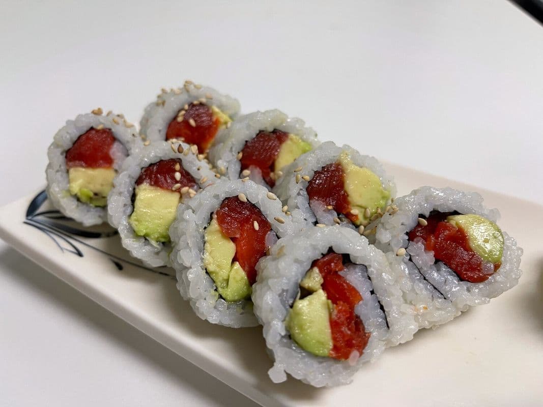 Salmon Avocado Roll