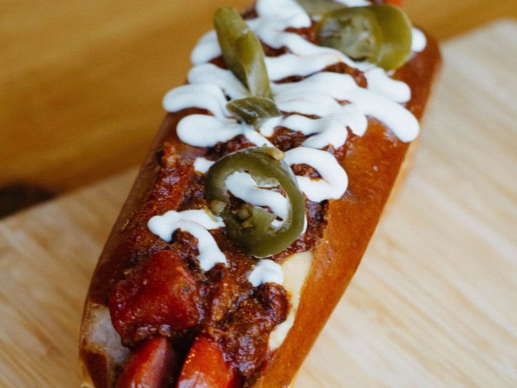 Saucy Chili Dog With Pop