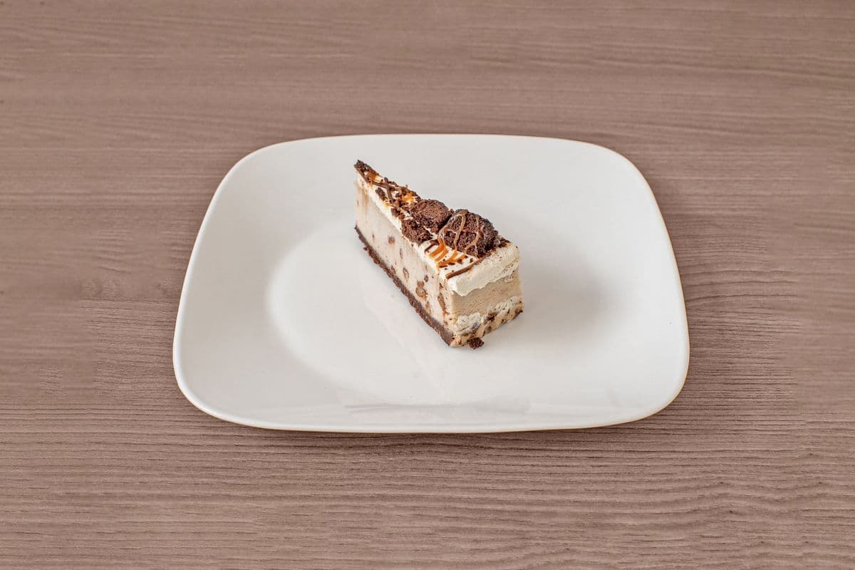 Gluten-Friendly Turtle Cheesecake