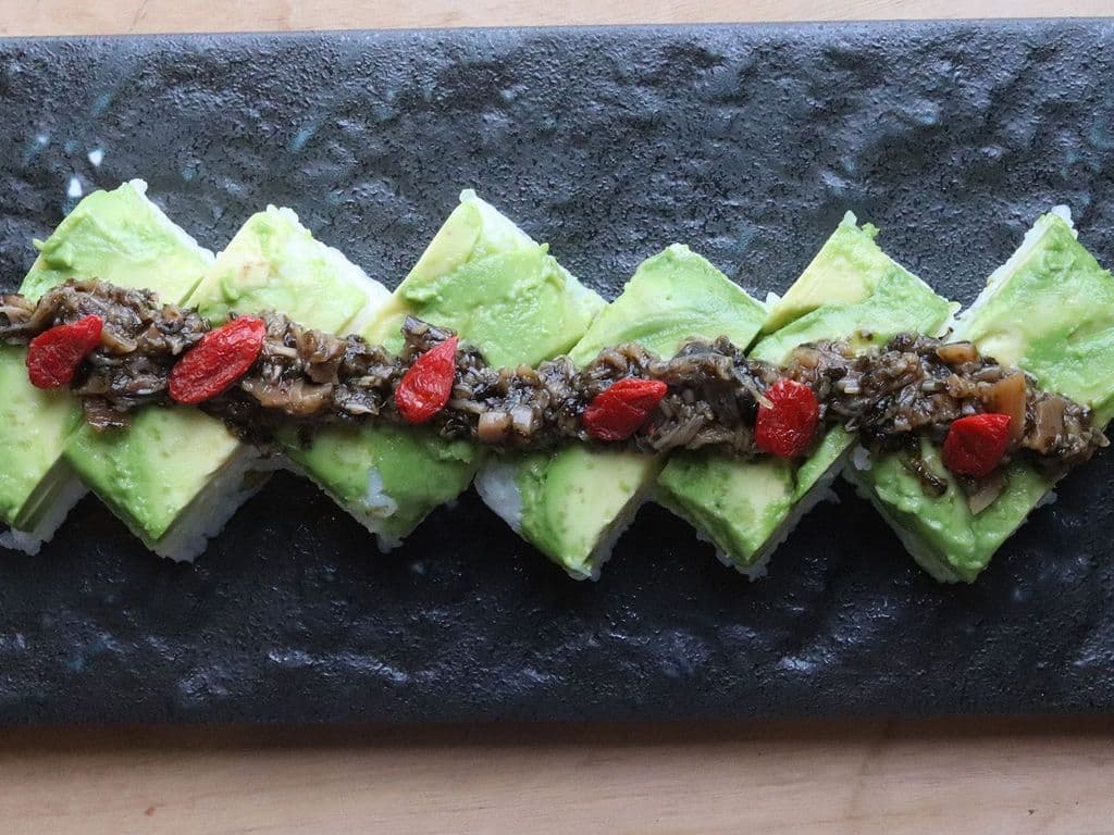 Pressed Avocado Sushi (vg)