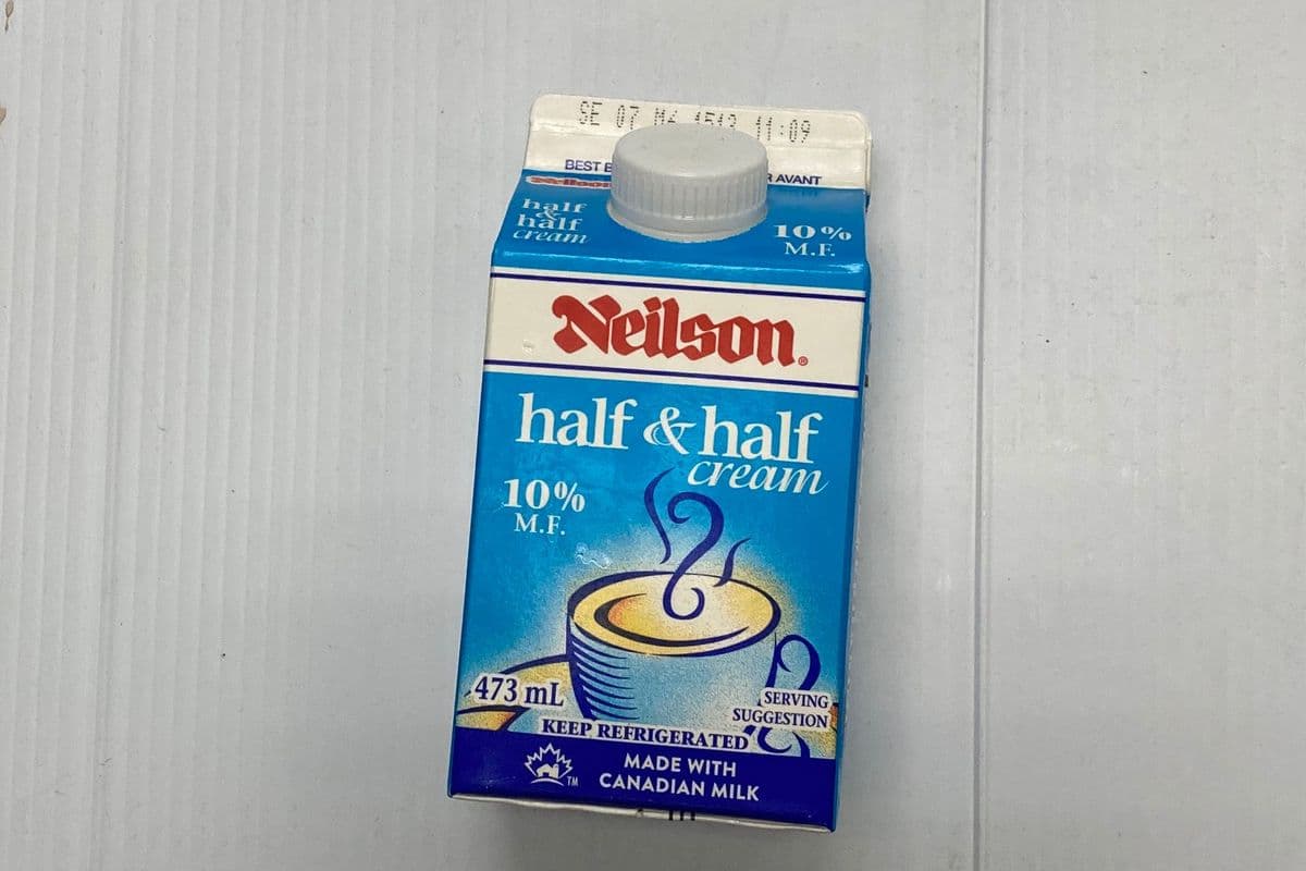 Neilson 10% Half & Half Cream (473ml) (20 Cal)