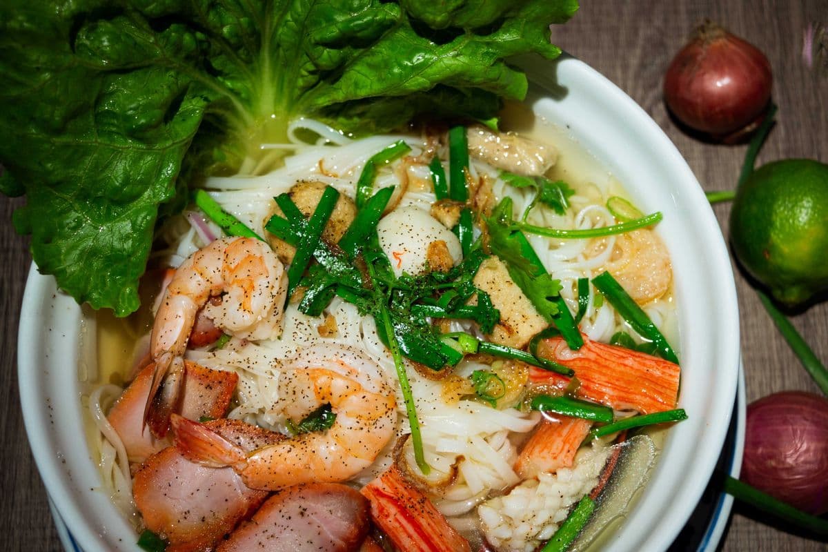 S3. Hu Tieu