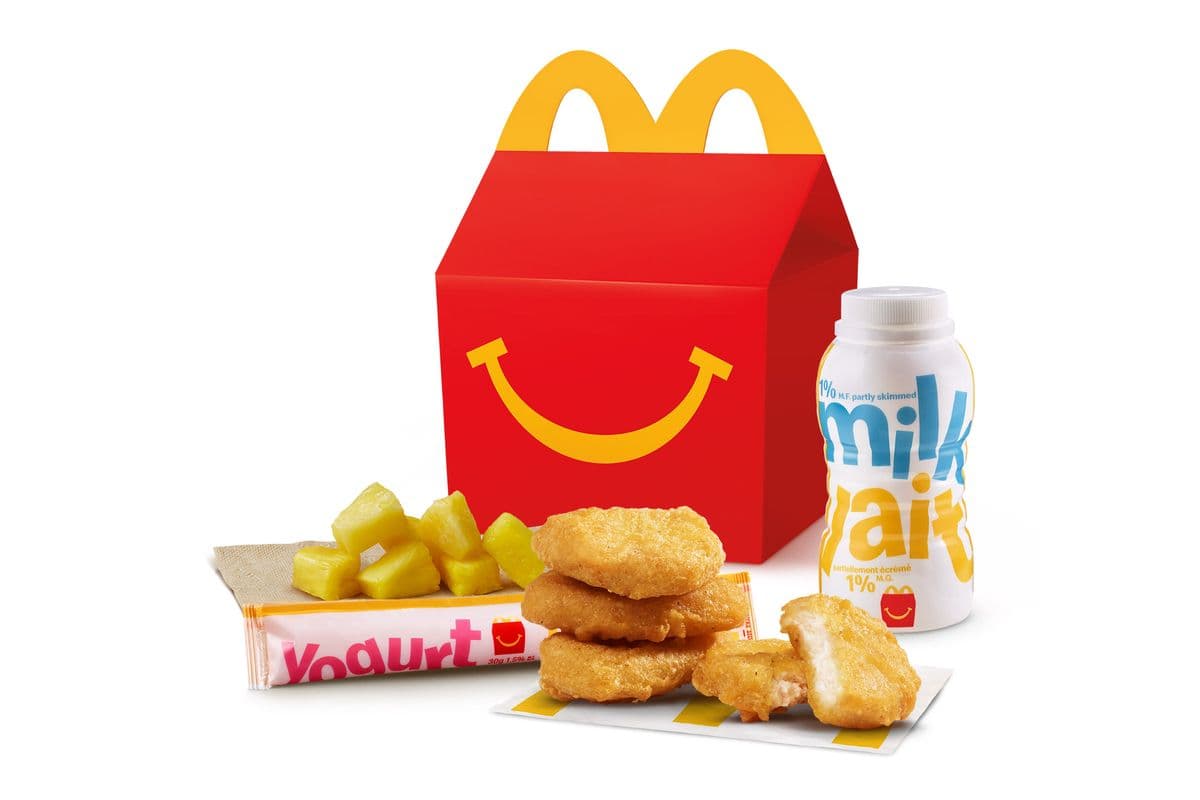 Happy Meal 4 McNuggets with Pineapple Chunks [300-490 Cals]
