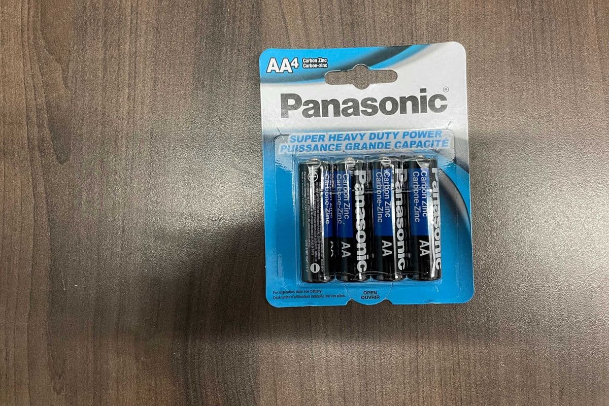 Panasonic, 4pk AA Super HD Batteries