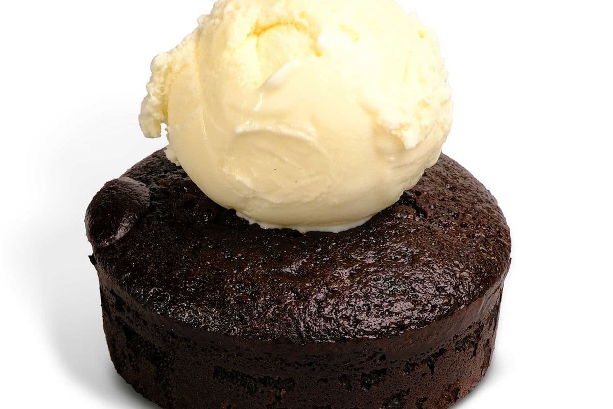 Chocolate Lava cake (500 Cal)