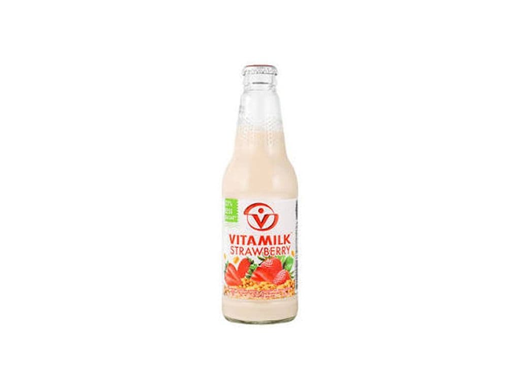 Vamino Strawberry Soy Milk Thai Drink 300ml Bottle