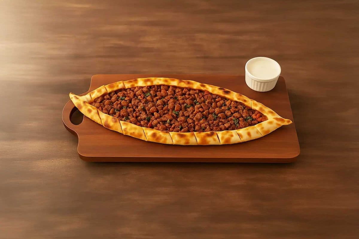 Chopped Meat Pide