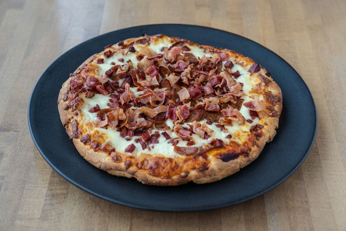 Pizza 10'' amateurs viandes / Meat Lovers 10'' Pizza