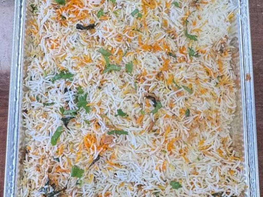 Veg Dum Biryani - Large Tray