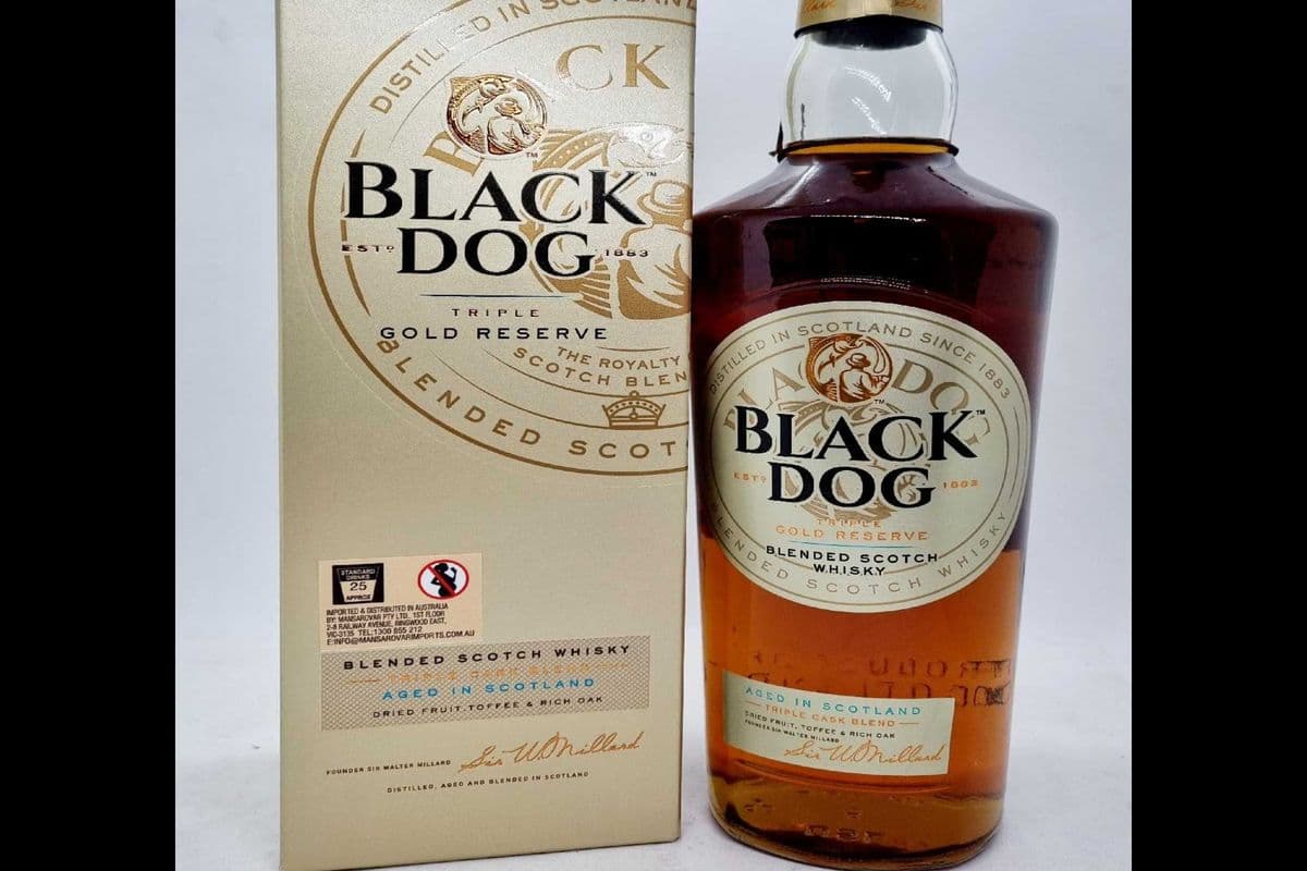 Black Dog Tripple Gold Reserve (750 ml Bottle) (1 x 750 ML )