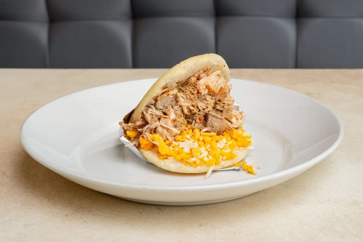 Arepa Pabellon Chicken