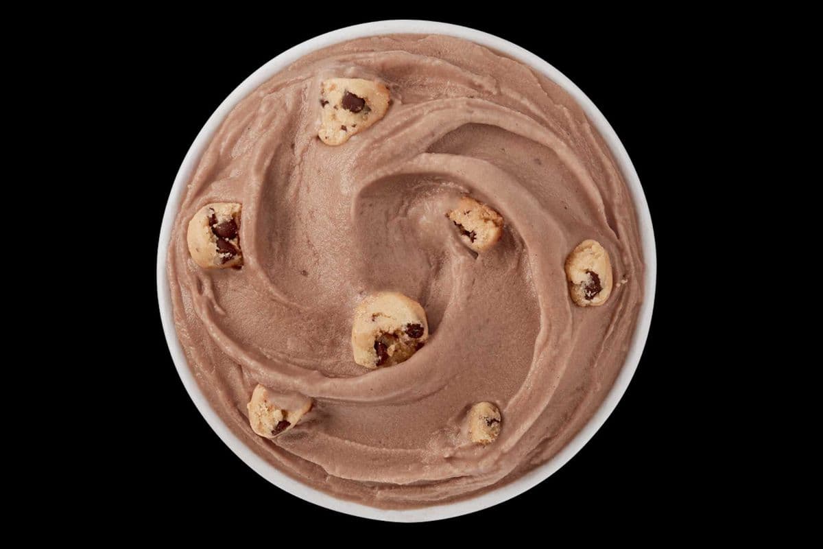 NEW! Mixing Bowl Mashup Blizzard® Treat