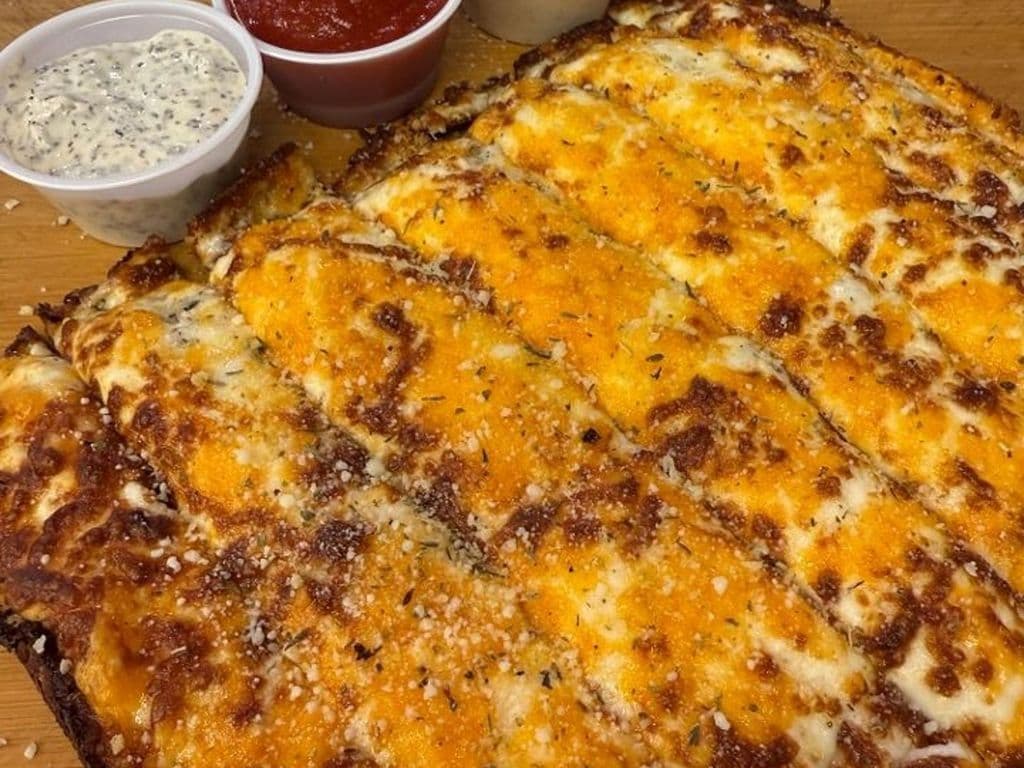 Garlic Cheese Bread 