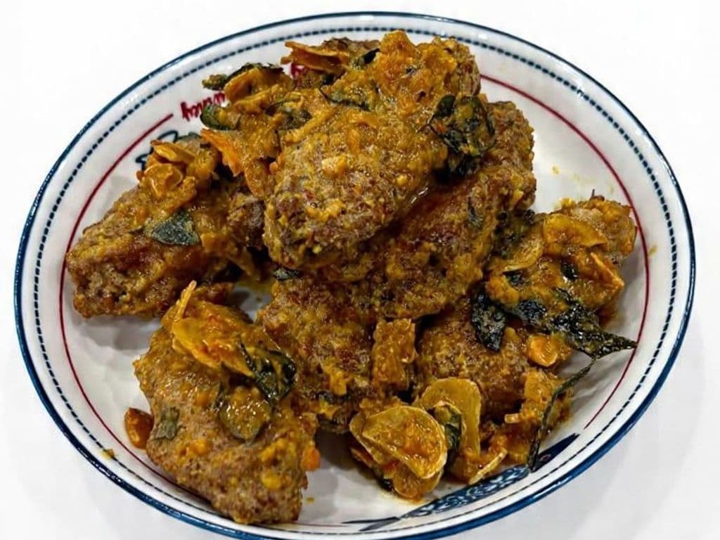 A8. SH Chicken Wings SH 鹹蛋黃雞翅 *NEW ITEM*