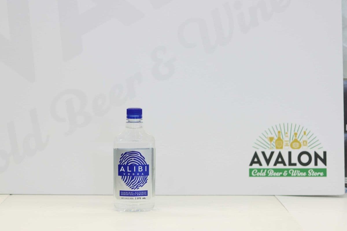 Alibi Vodka 375ml Bottle (1 x 375ml)