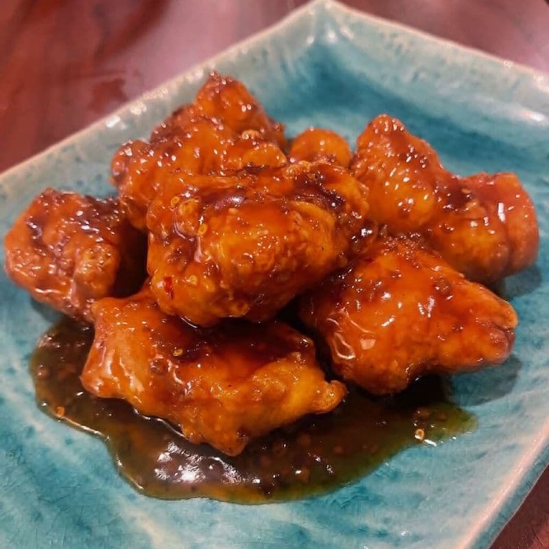C10. Poulet général tao / C10. General Tao Chicken