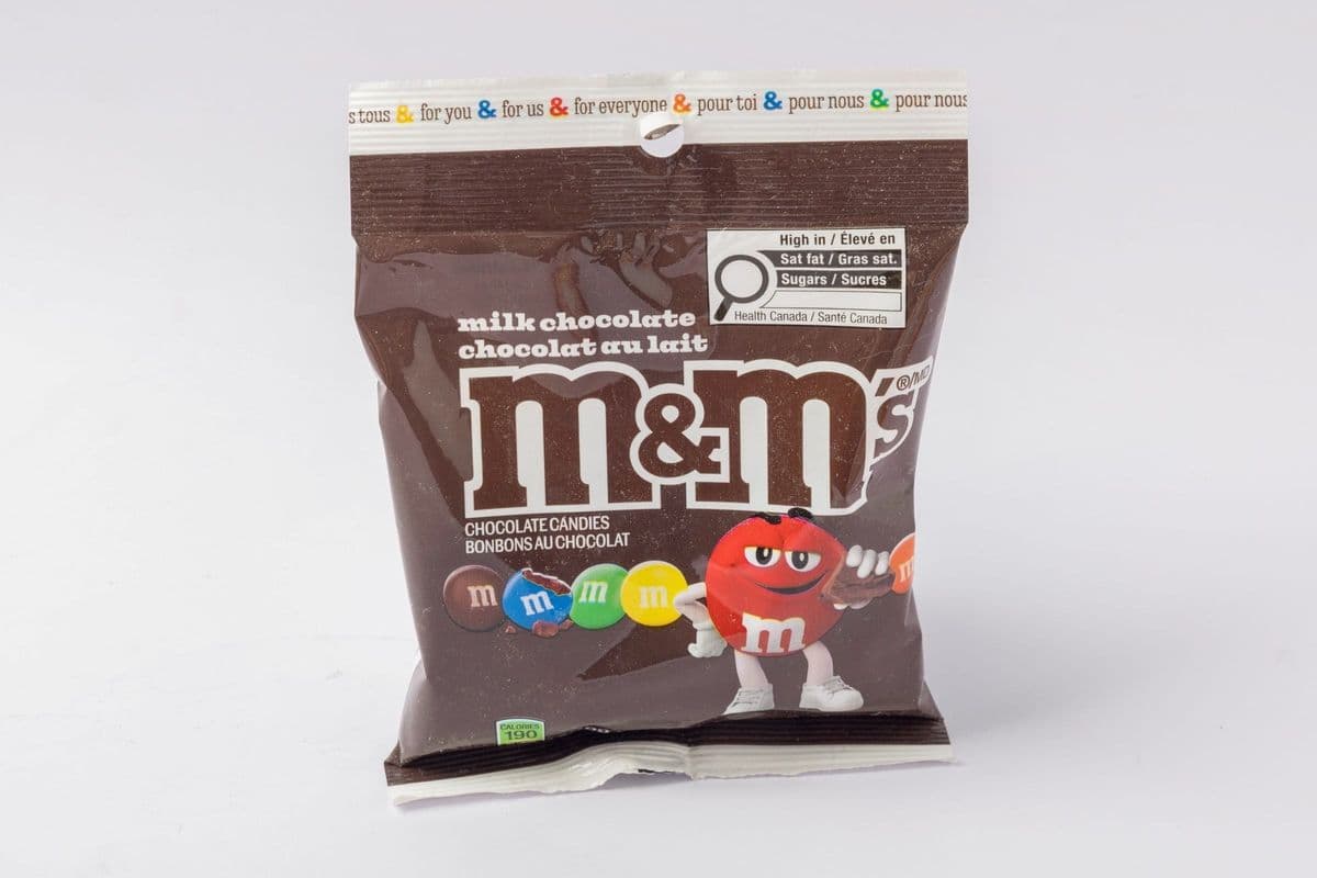 M&M Milk Chocolate Peg Pack (100g)