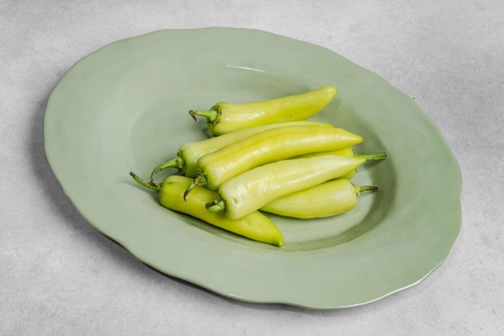Yellow Hot Peppers (pack, 1lb)