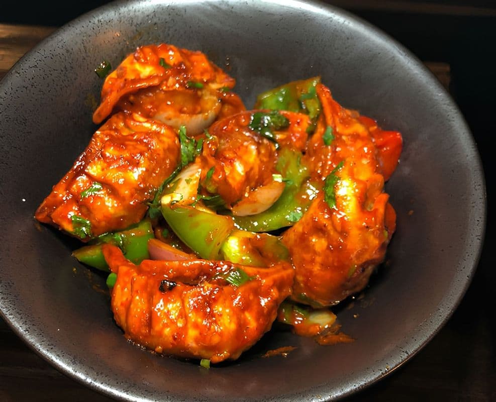 Dilli Wale Chilli Veg Momos 8 pcs