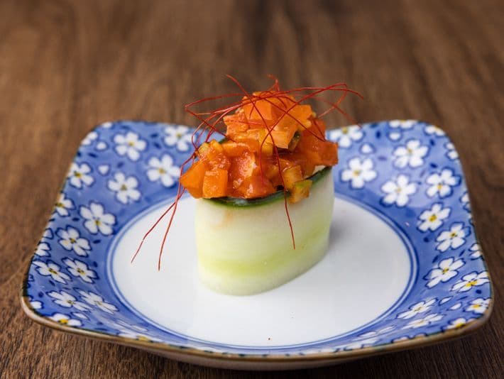 Spicy Vegan Salmon Nigiri (2pcs)