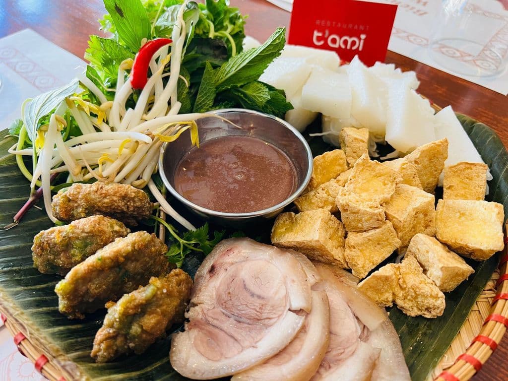 (51)- Tofu,Porc,Saucisse Vietnamiene