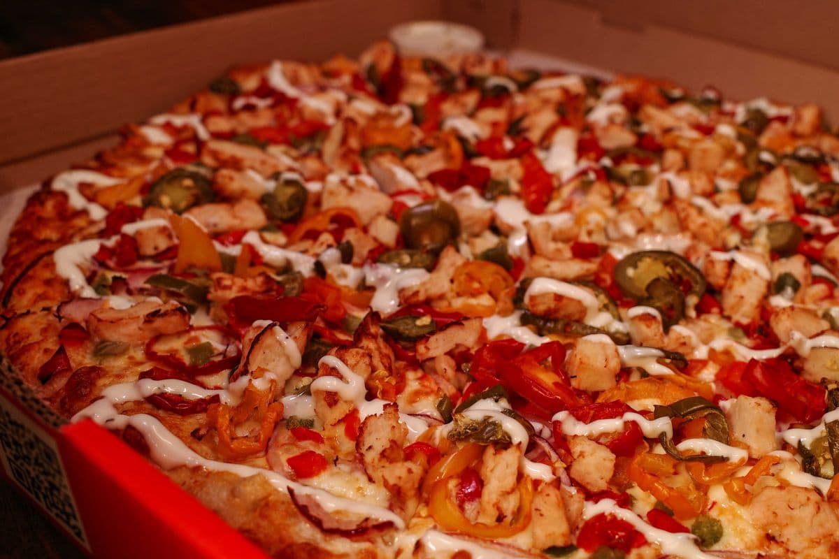 17" Spicy Chicken (Extra-Large)