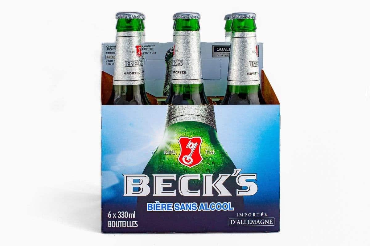 BECK'S LAGER BOTTLES (330ML)