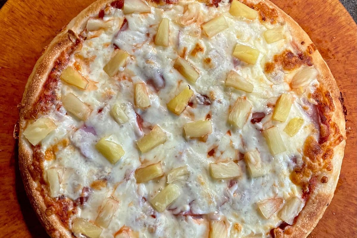 5. 14" Large Hawaiian Pizza