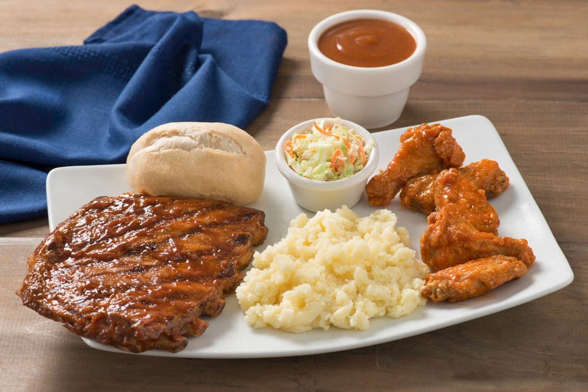 1/2 Rack BBQ Side Ribs and 5 Wings
