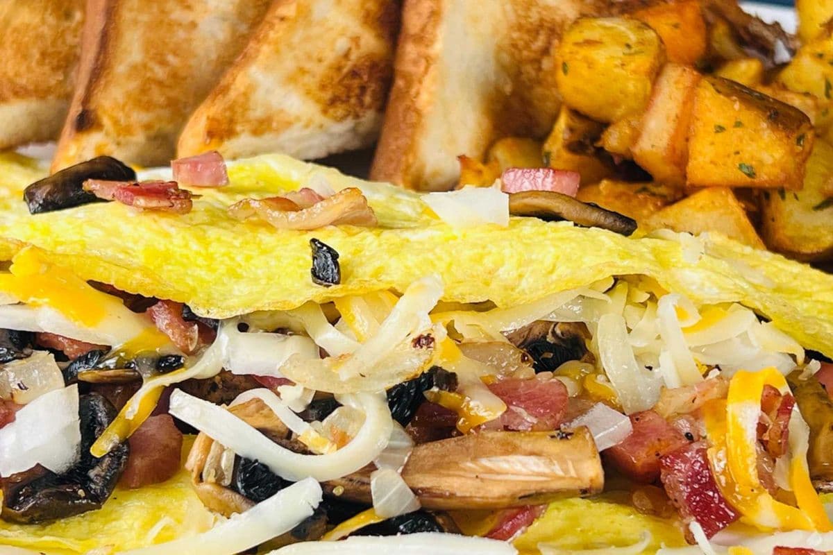 Broadway Classic Omelette