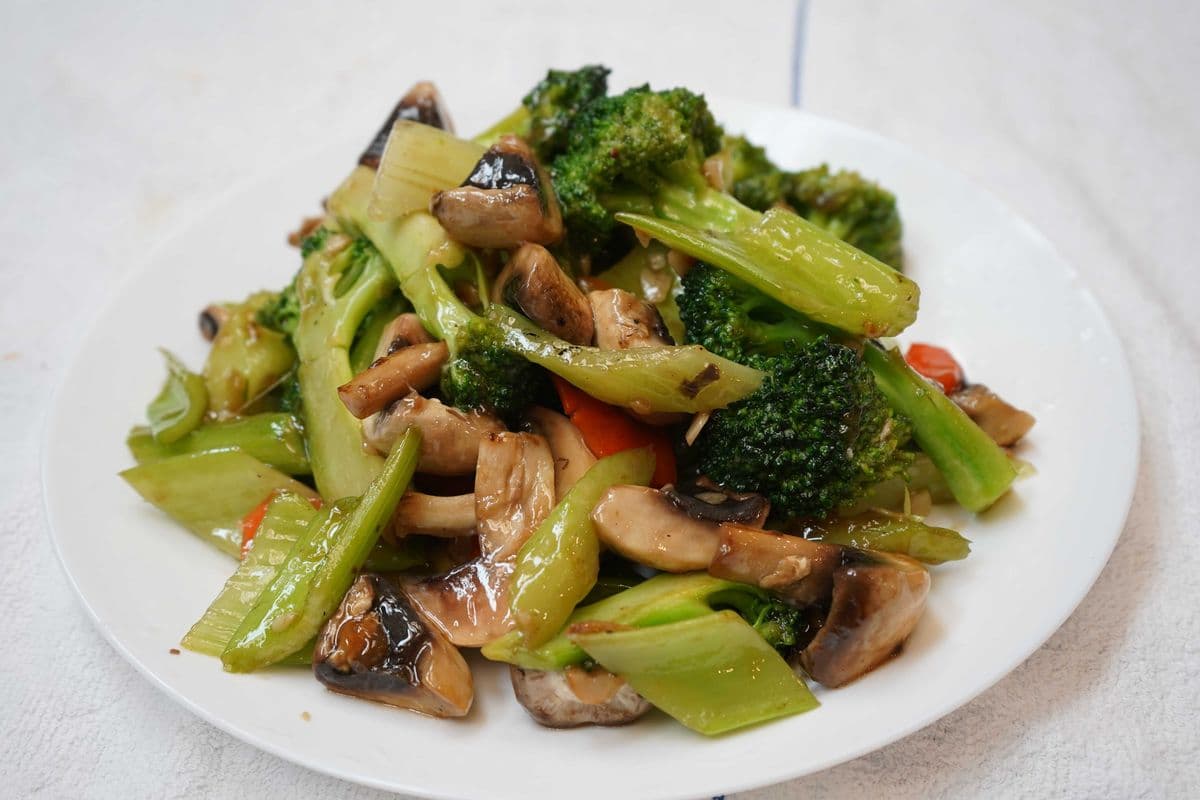 39. Stir-Fried Mixed Greens