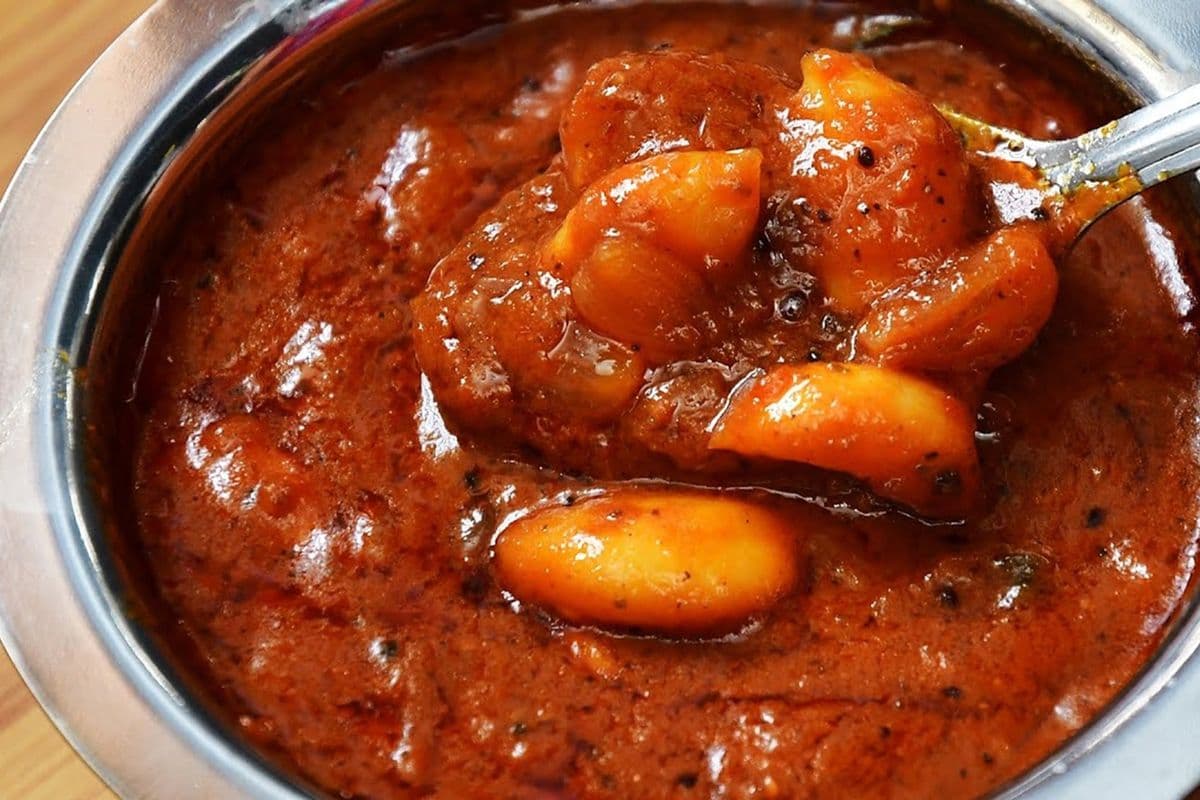 Poondu Kuzhambu