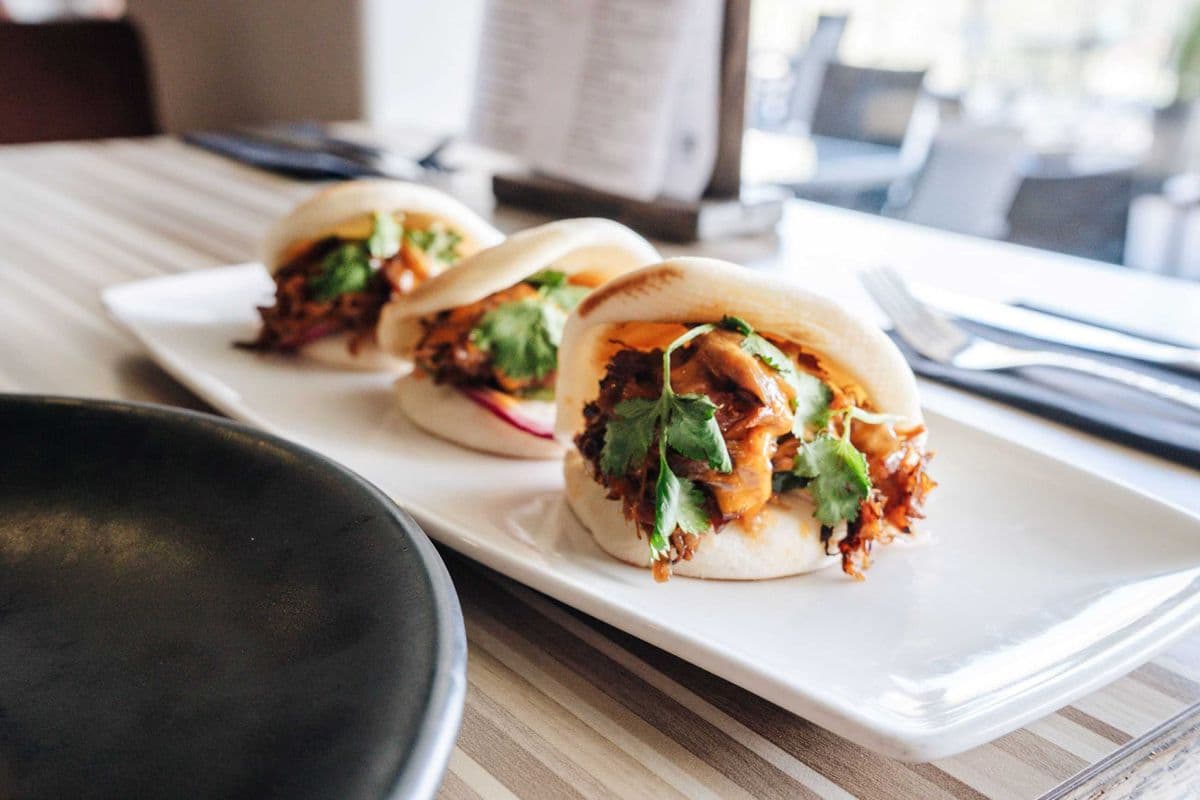 PULLED PORK STEAM BUNS